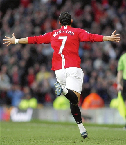 而梁诺恒在 而梁诺恒在